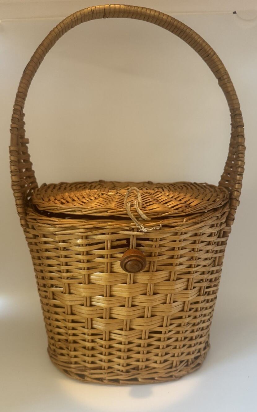 Vintage 1960s Ritter Wicker Basket Purse It’s In The Bag Japan Wood Toggle